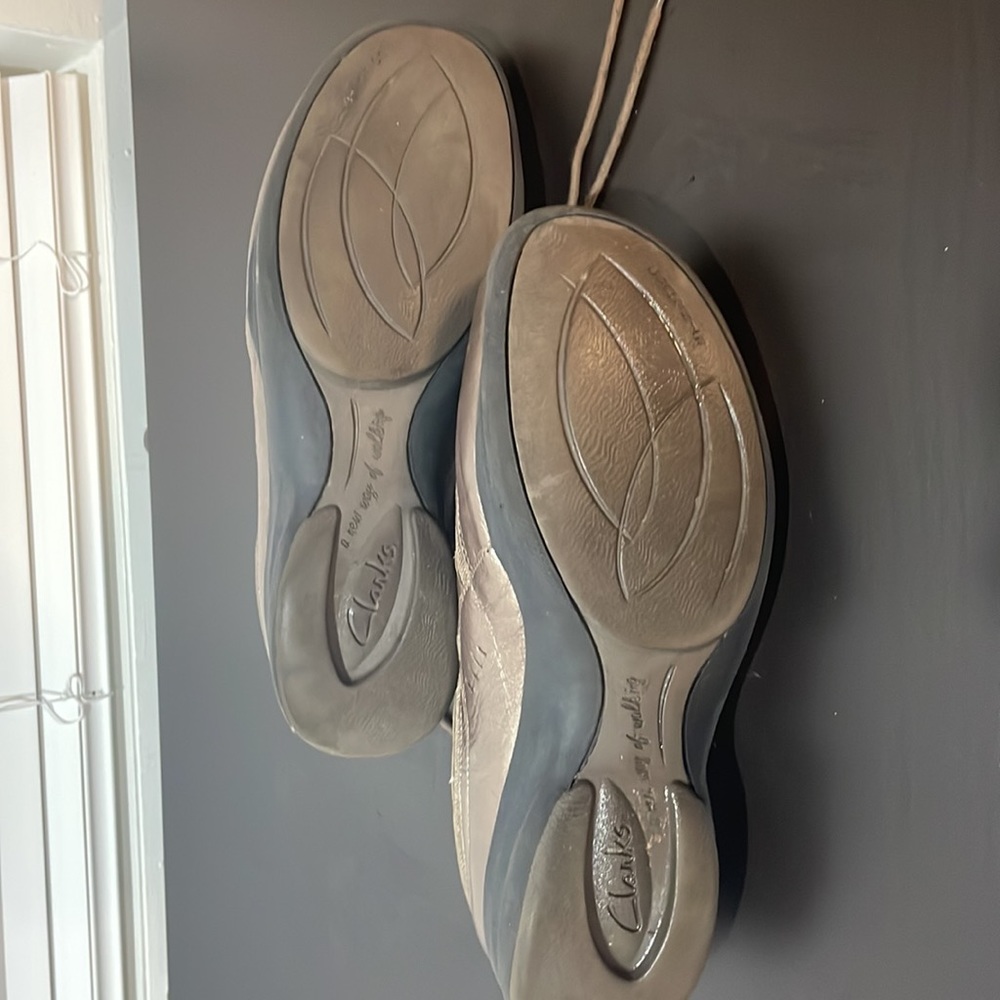 10W Clark’s Inmotion Shoes - Picture 6 of 8